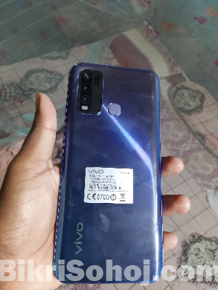 Vivo y50